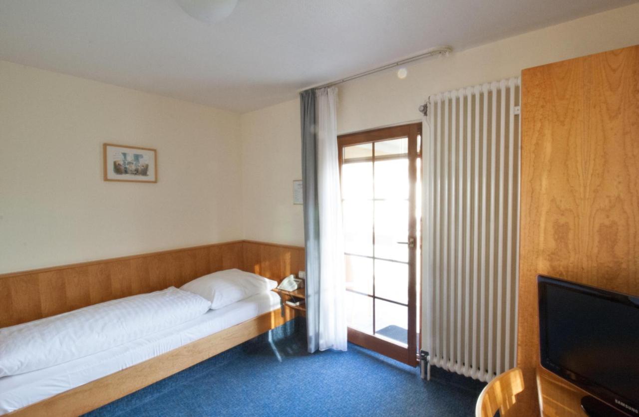 Schwäbisch Gmünd Hotel Krone Strassdorf מראה חיצוני תמונה