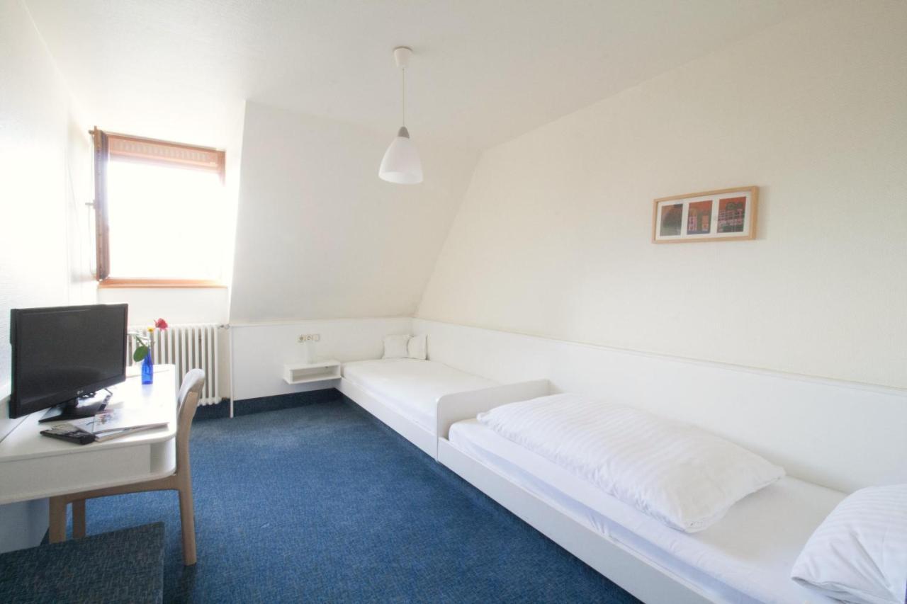 Schwäbisch Gmünd Hotel Krone Strassdorf מראה חיצוני תמונה
