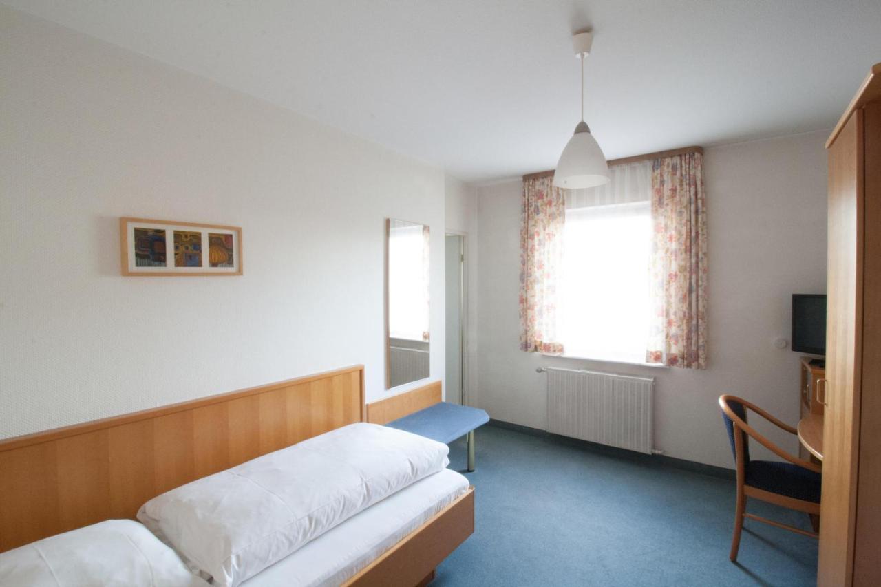 Schwäbisch Gmünd Hotel Krone Strassdorf מראה חיצוני תמונה