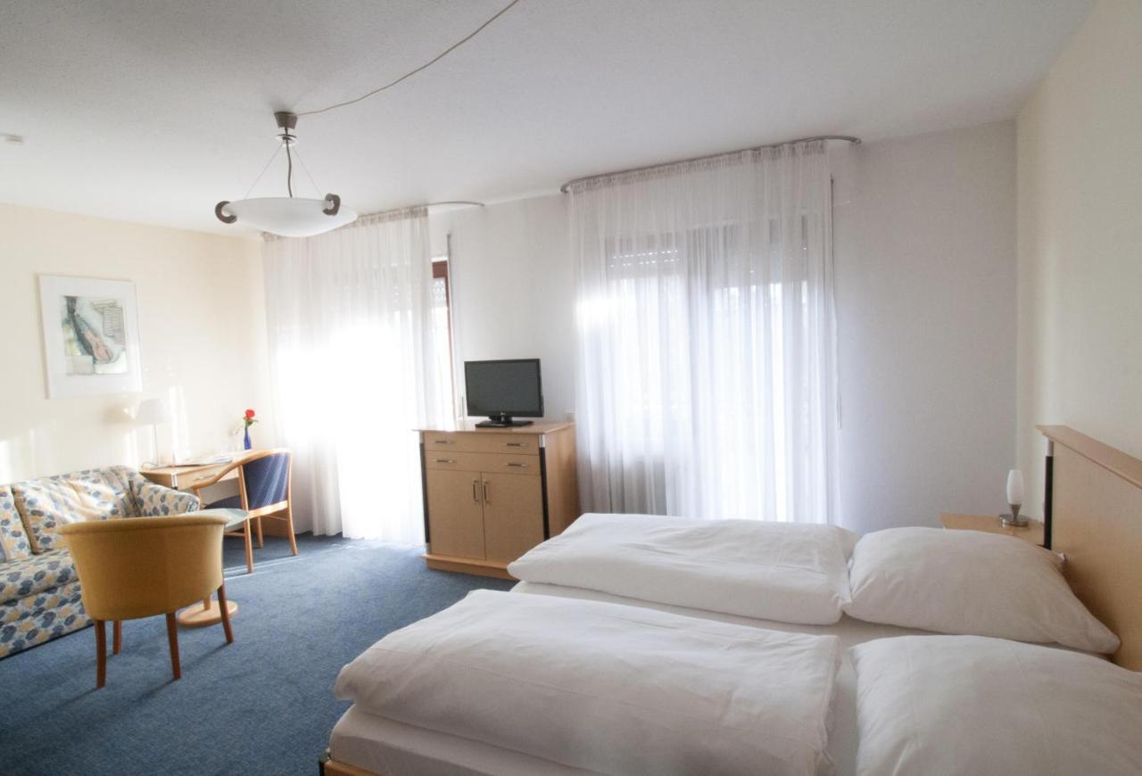 Schwäbisch Gmünd Hotel Krone Strassdorf מראה חיצוני תמונה