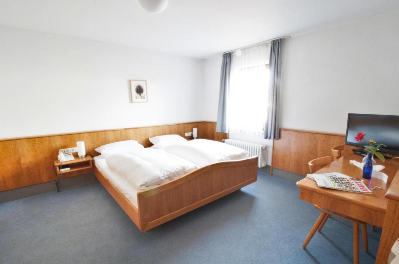 Schwäbisch Gmünd Hotel Krone Strassdorf מראה חיצוני תמונה