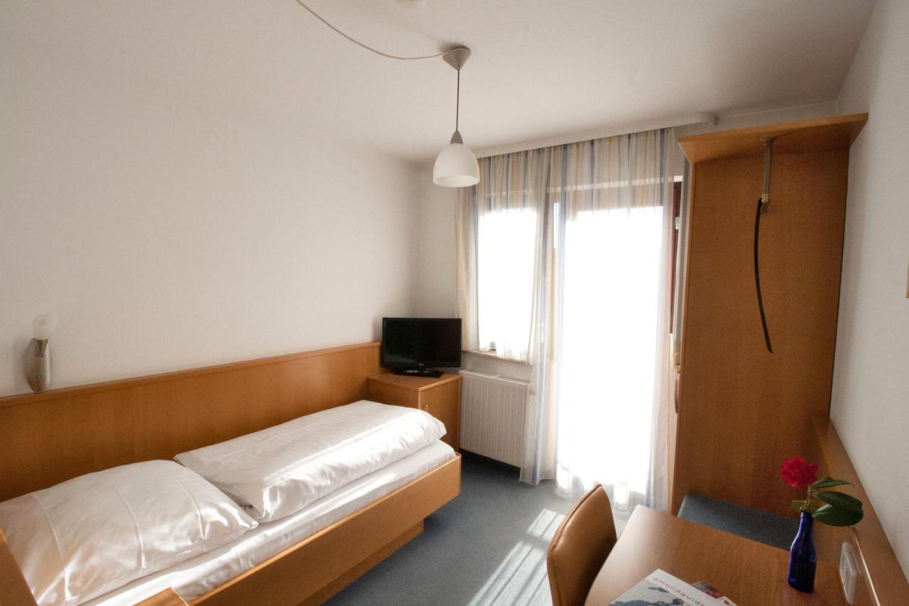 Schwäbisch Gmünd Hotel Krone Strassdorf מראה חיצוני תמונה